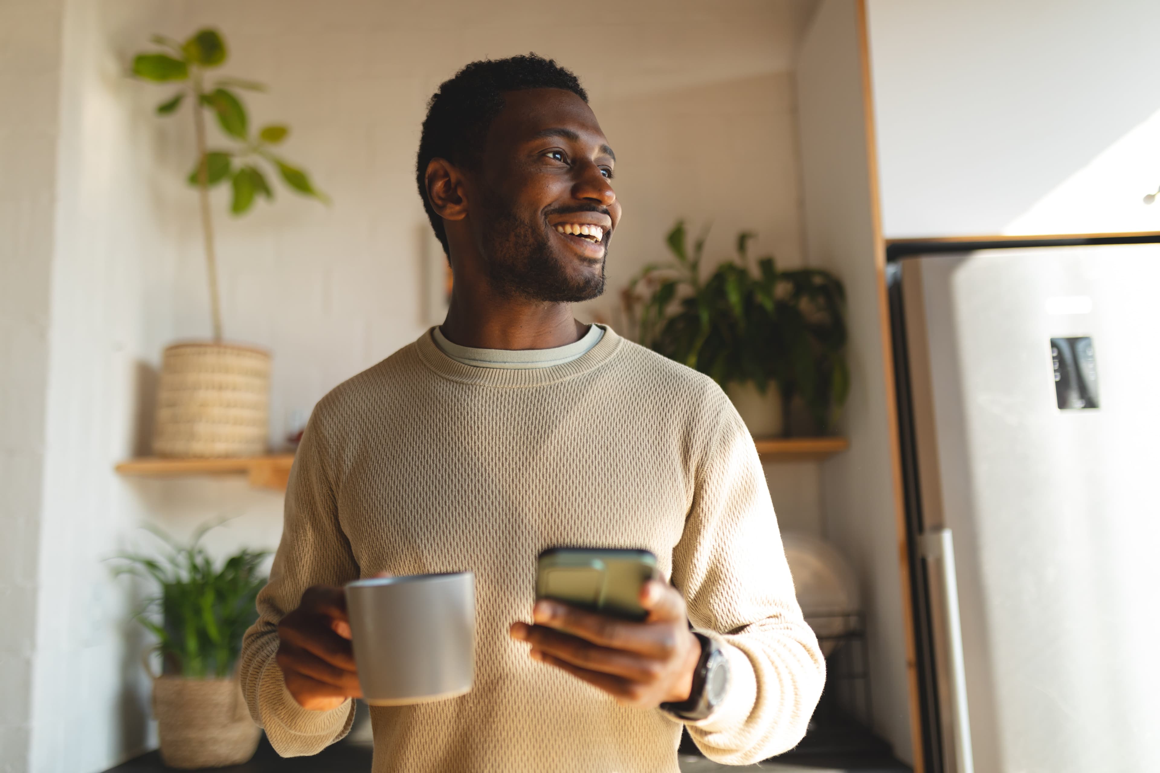 Pourquoi est-il préférable d’attendre 2 heures après un repas avant de boire du café