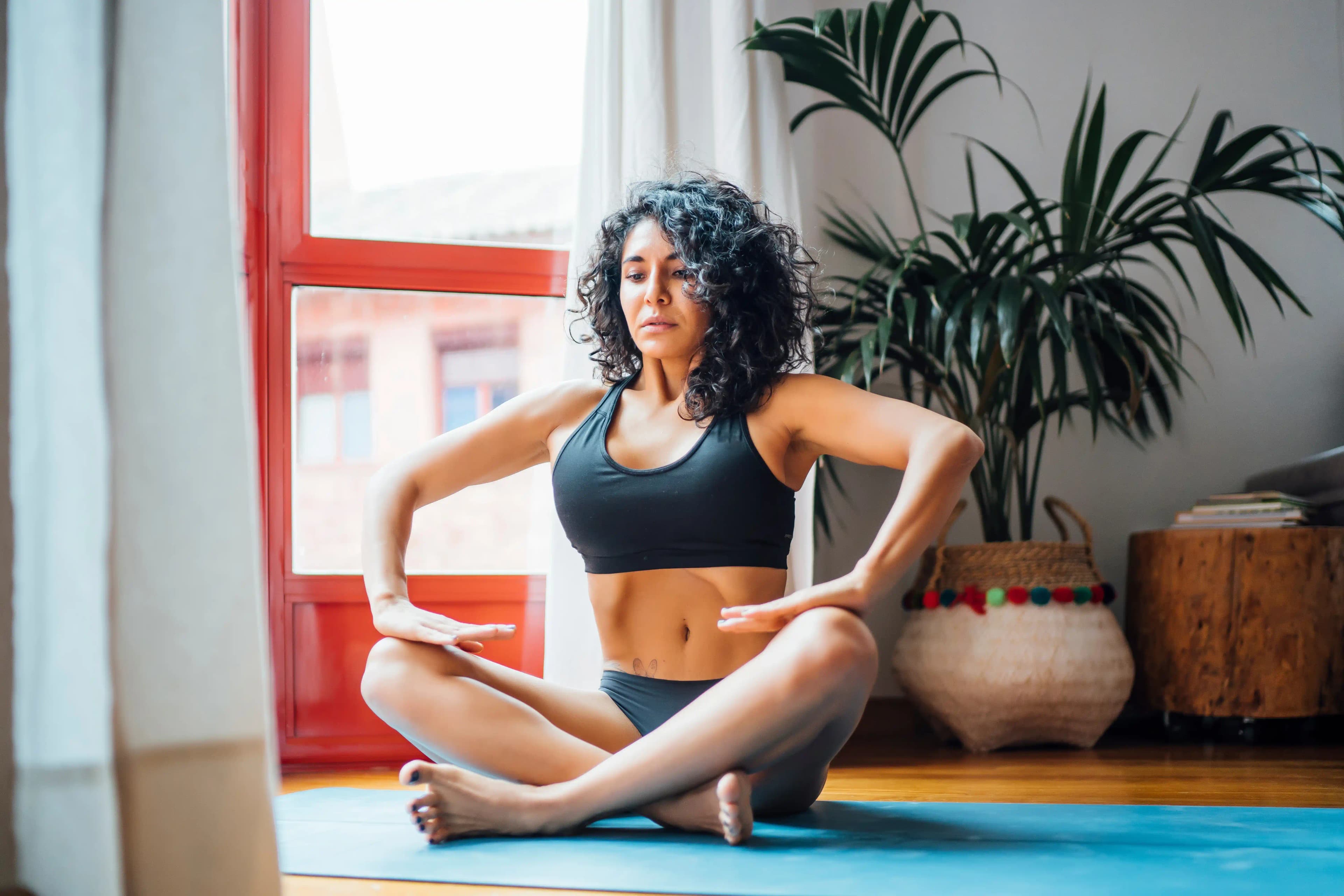 Le stomach vacuum : un exercice incontournable pour votre bien-être