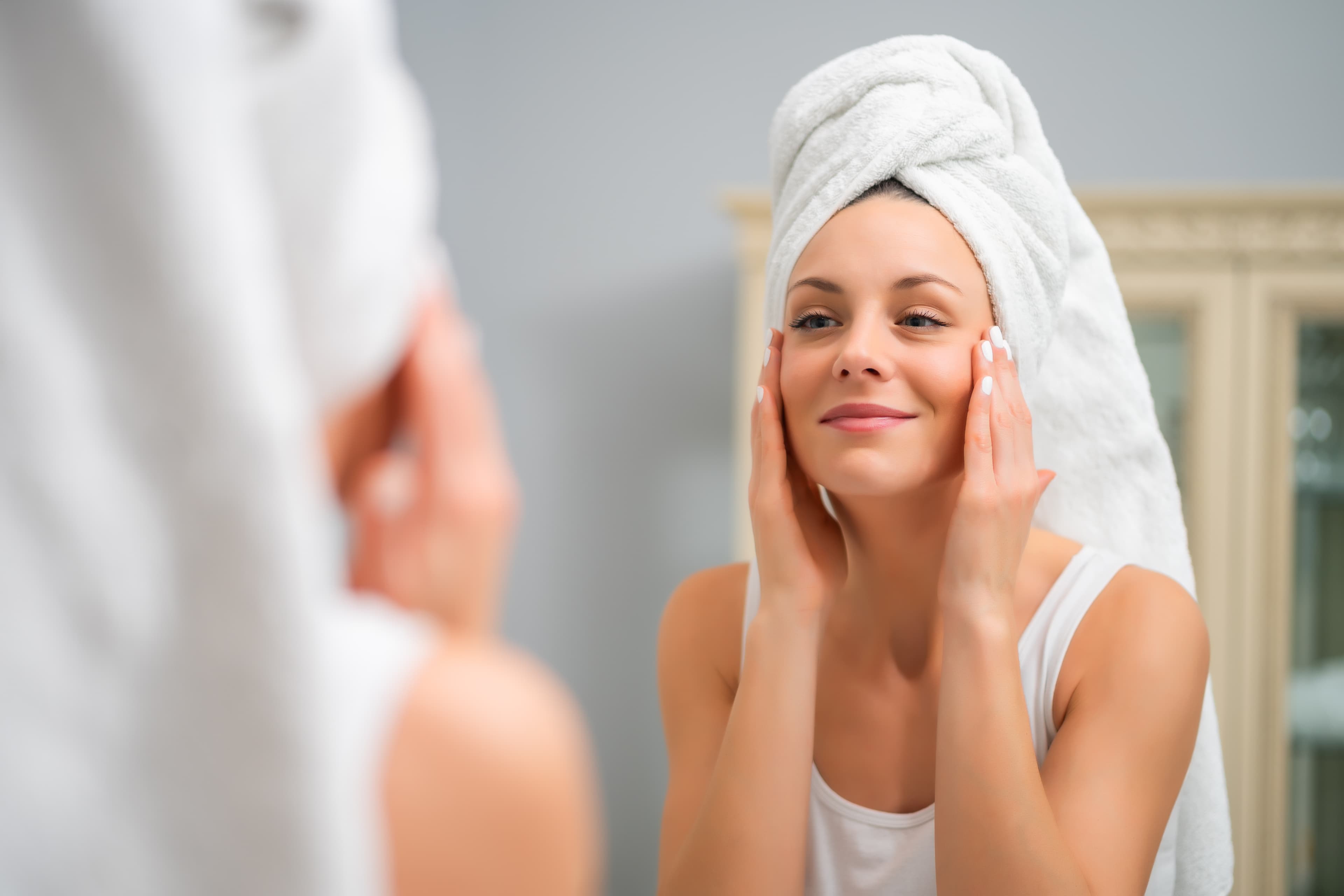 Microbiote et peau : comment l'axe intestin-peau influence votre teint