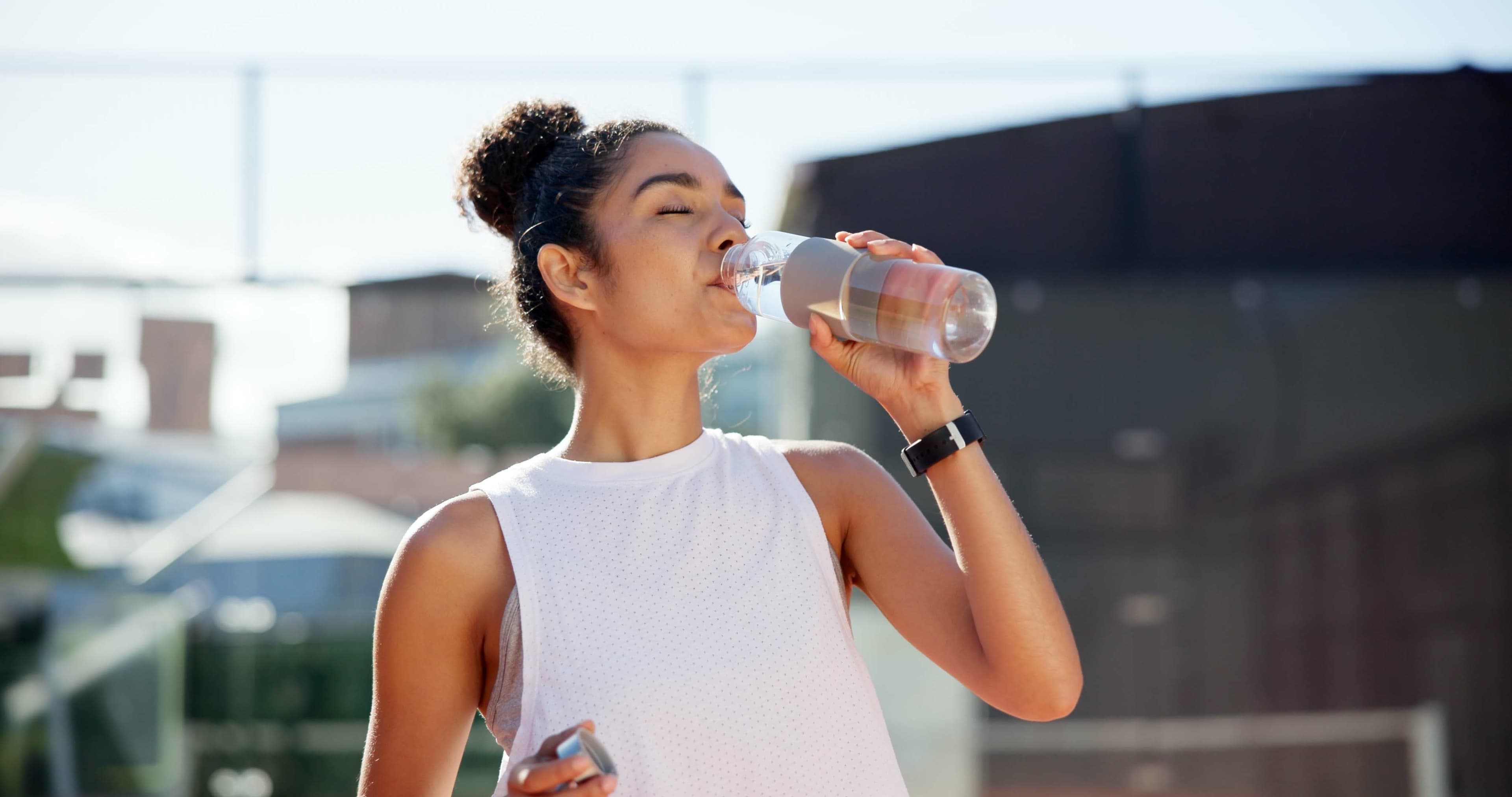 Se rafraîchir naturellement : 5 astuces pour rester frais et actif tout l’été